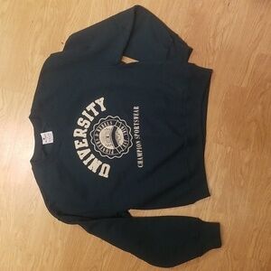 Womens crew neck sweatshirt